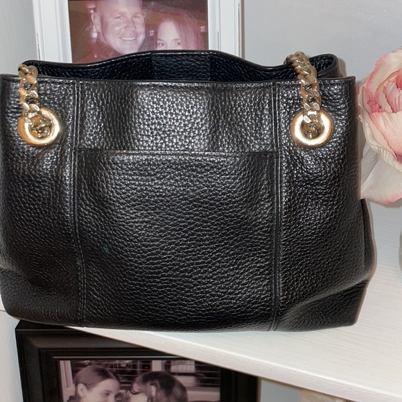 Black leather Michael Kors purse - Picture 5 of 5